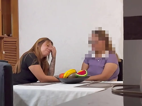 MADURA TETONA Entice A LESBIANA PARA SER SUMISAS BDSM